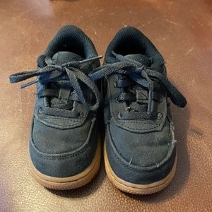 Nike Canvas Sneakers - 7C
